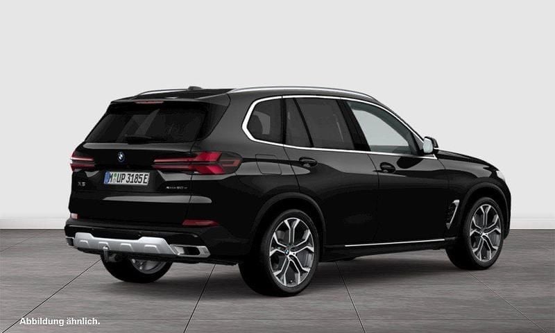 Gebraucht BMW X5 Sport Line 313 PS (230 kW) 2025 Schwarz SUV