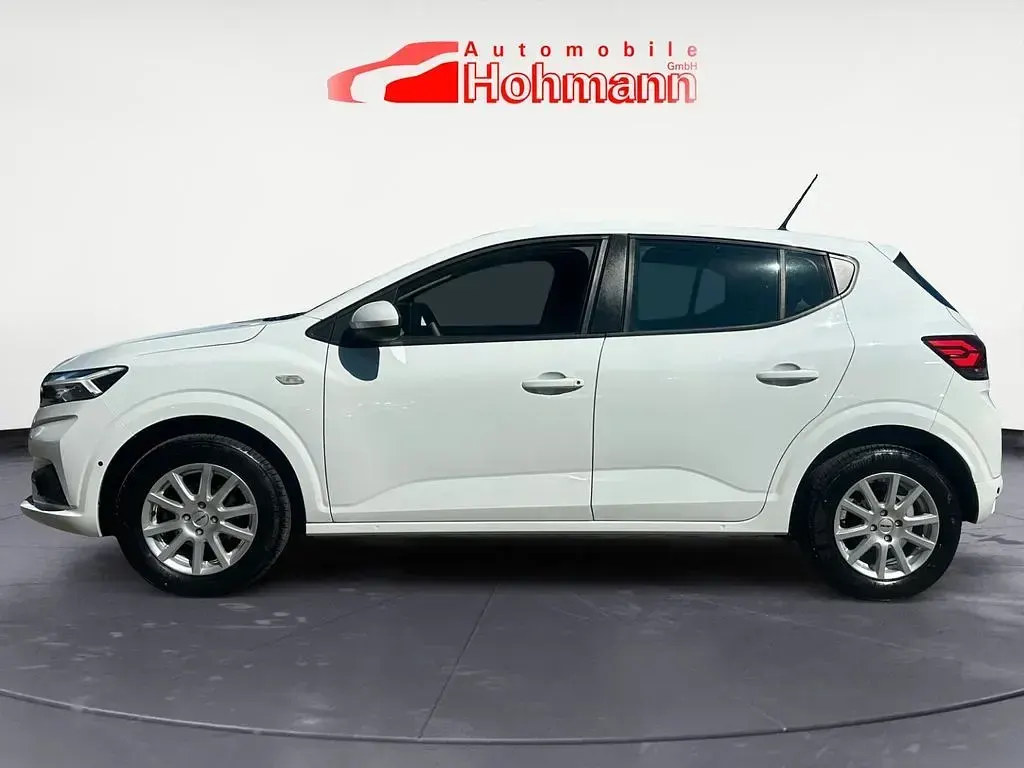 Gebraucht Dacia Sandero 91 PS (66 kW) 2023 Weiß Limousine