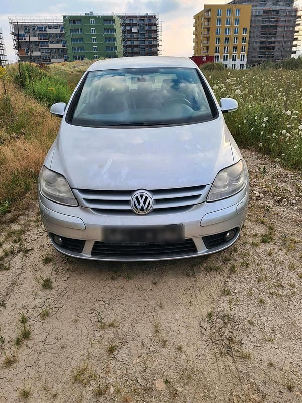 Silber Gebraucht 2005 VW Golf Plus Cross Van / Kleinbus | 1.450 € (Superpreis) - Bild 1/4