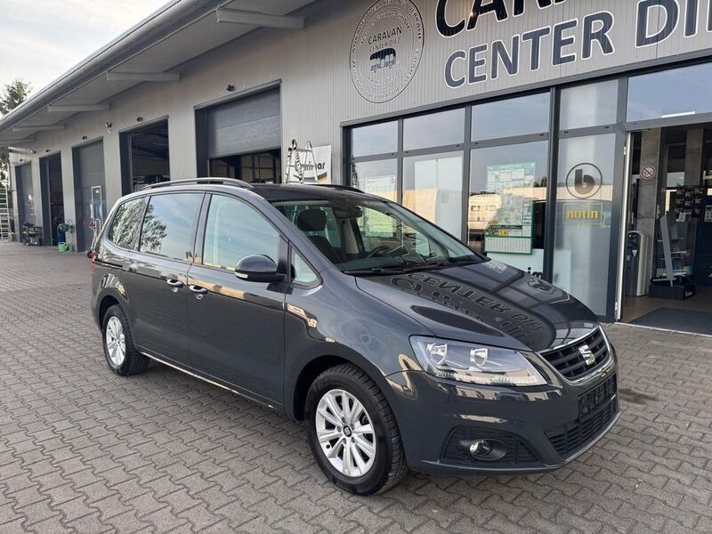 Grau Gebraucht 2018 Seat Alhambra Style Van / Kleinbus | 19.990 € (Superpreis) - Bild 1/4