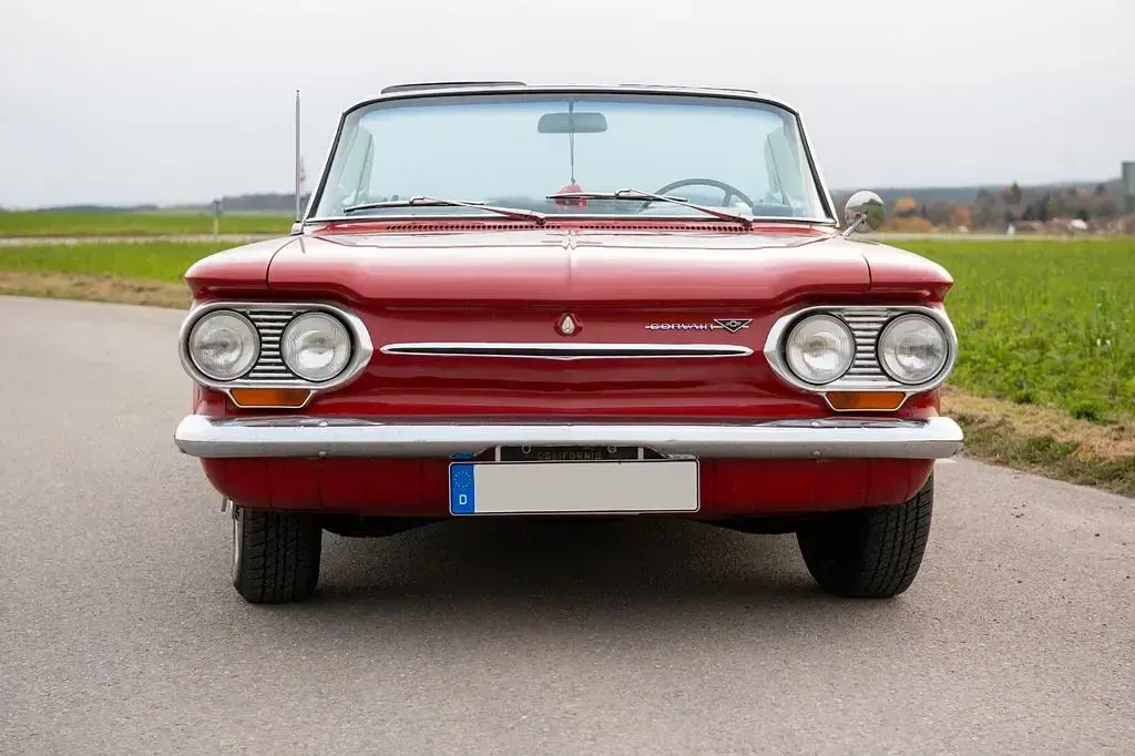 Używany Chevrolet Corvair 101 KM (74 kW) 1963 Czerwony Kabriolet