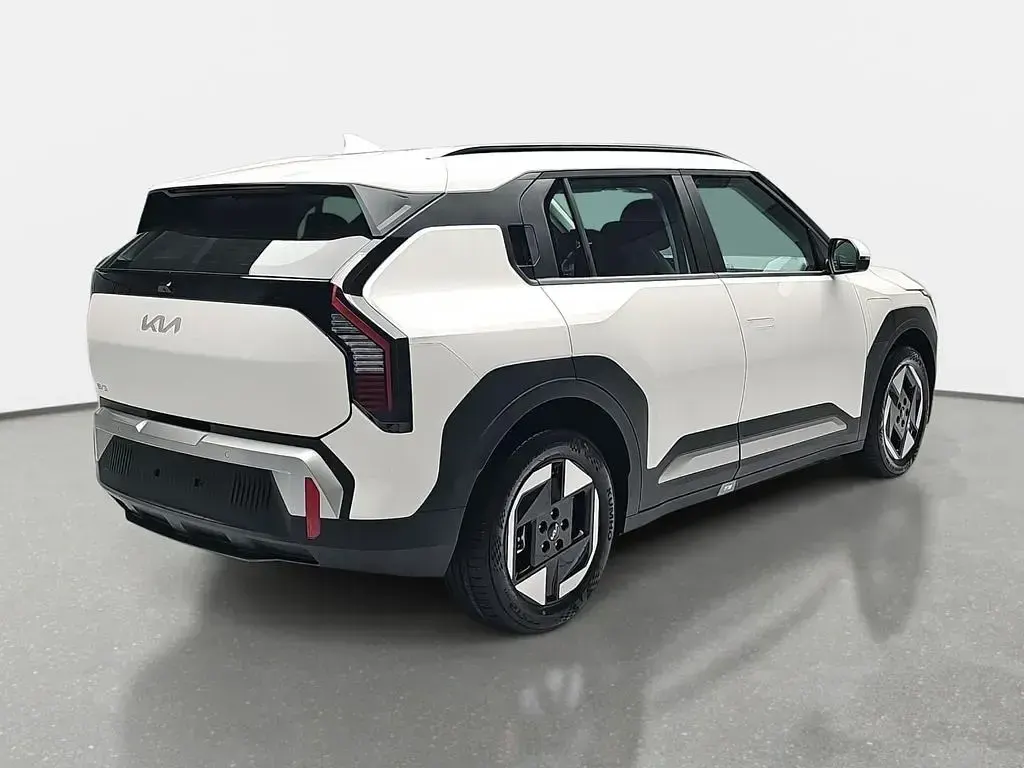 Neu Kia EV3 Air 150 kW (204 PS) 2026 Schneeweiss SUV