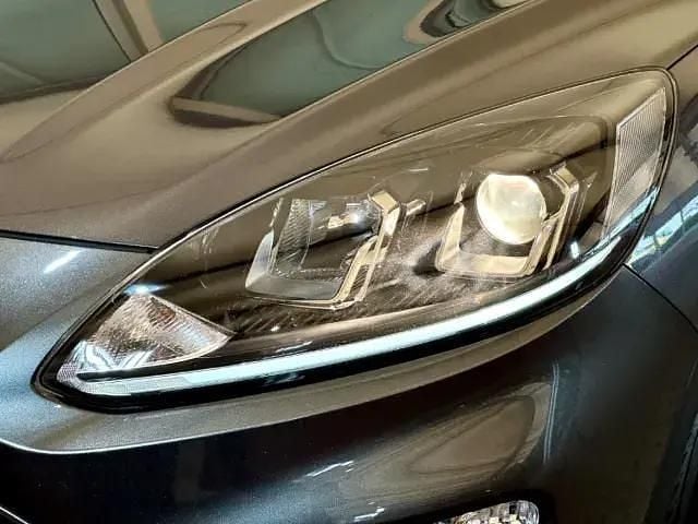 Używany Ford Kuga Cool & Connect 152 KM (111 kW) 2021 Szary SUV
