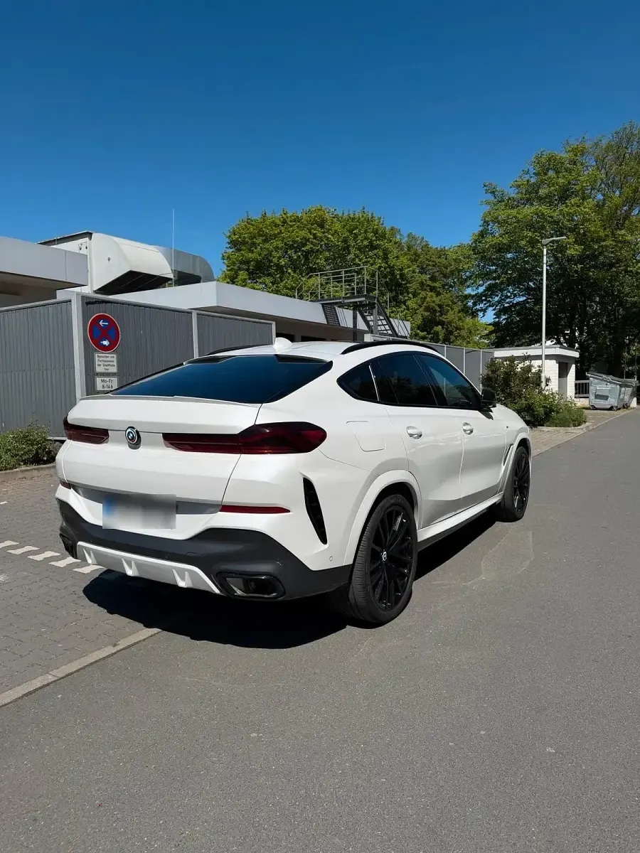 Gebraucht BMW X6 M Sport 286 PS (210 kW) 2023 Weiß SUV
