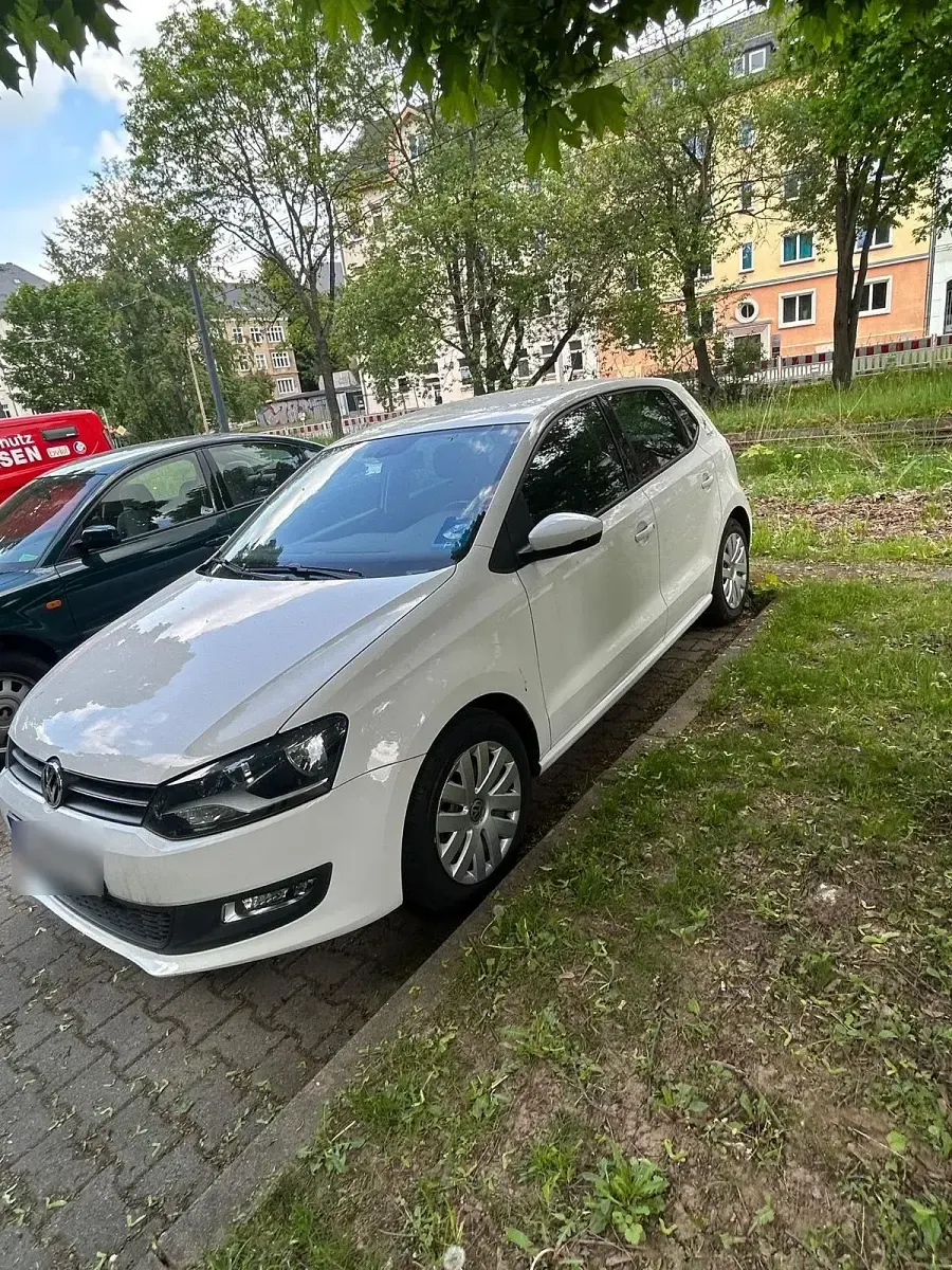Gebraucht VW Polo 90 PS (66 kW) 2011 Blau Kleinwagen