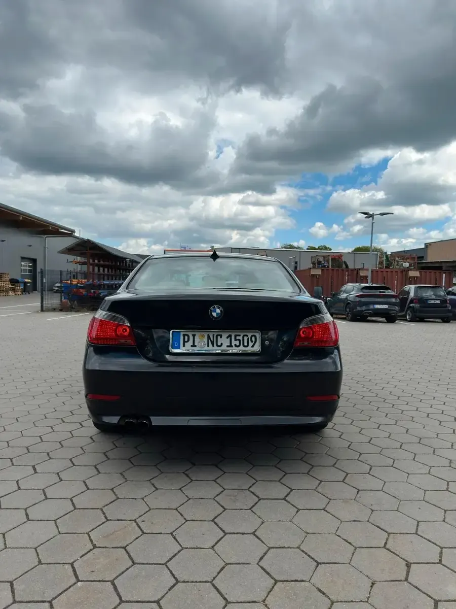 Gebraucht BMW 520 170 PS (125 kW) 2003 Schwarz Limousine