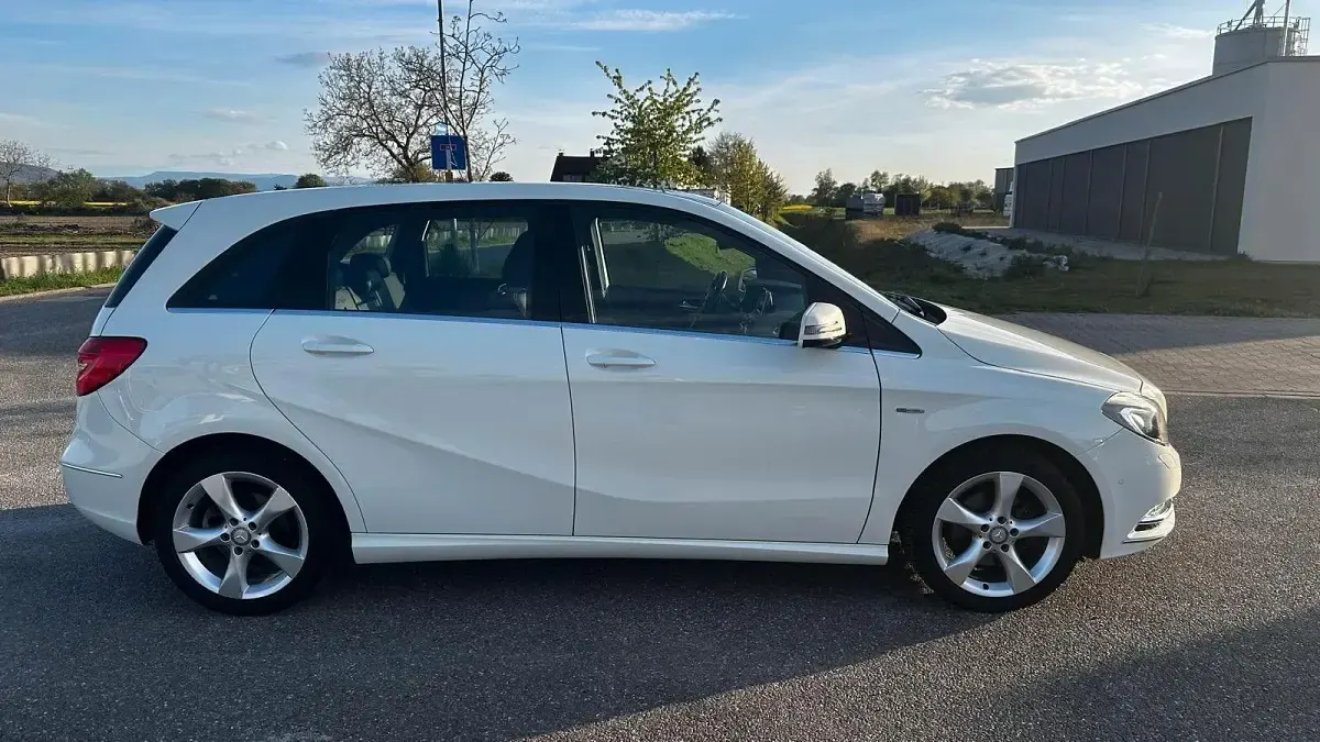 Brugt Mercedes B200 156 HK (114 kW) 2012 Hvid MPV
