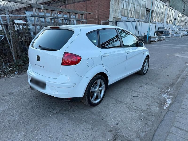 Gebraucht Seat Altea 160 PS (117 kW) 2008 Weiß Limousine