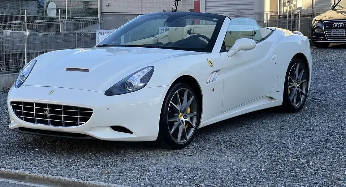Gebraucht Ferrari California 460 PS (338 kW) 2013 Weiß Cabrio