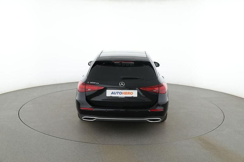 Gebraucht Mercedes C300e Avantgarde 129 PS (94 kW) 2025 Schwarz Kombi
