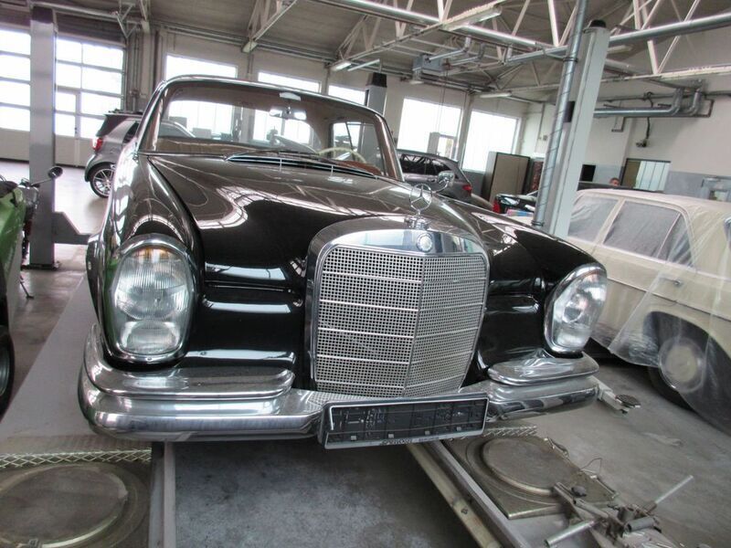 Gebraucht 1962 Mercedes 220 SE | 59.990 € - Bild 1/4