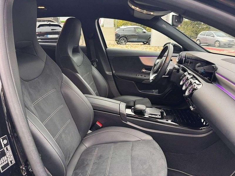 Gebraucht Mercedes A200 Edition 1 163 PS (119 kW) 2022 Kosmosschwarz Kleinwagen