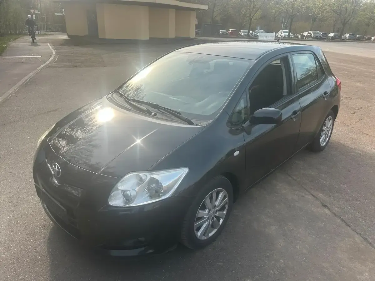 Gebraucht Toyota Auris 126 PS (92 kW) 2008 Schwarz Kleinwagen