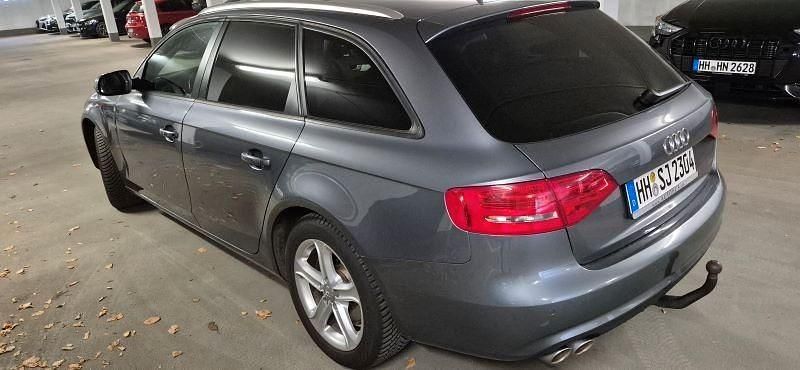 Używany Audi A4 190 KM (139 kW) 2015 Szary Kombi