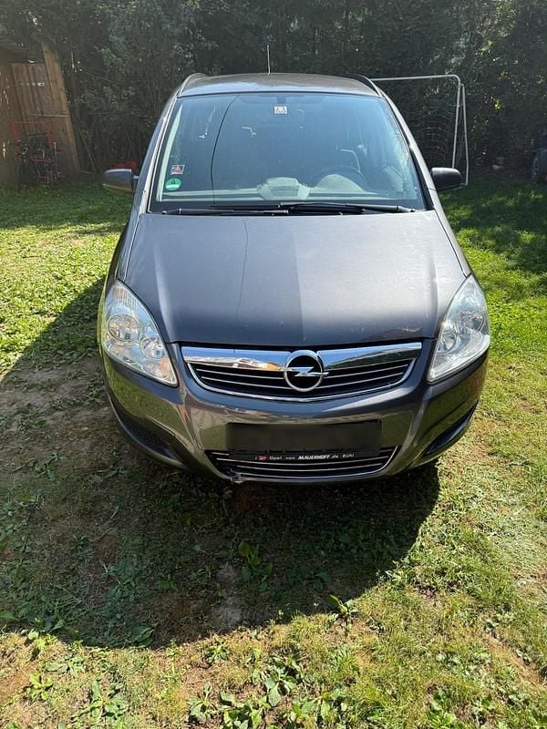 Grau Gebraucht 2009 Opel Zafira Van / Kleinbus | 1.150 € (Superpreis) - Bild 1/4
