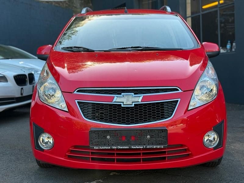 Second-hand Chevrolet Spark 81 CP (59 kW) 2011 Roșu Hatchback