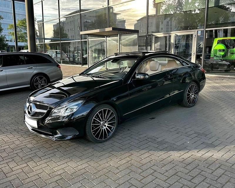 Schwarz Gebraucht 2013 Mercedes E250 Sport Coupé | 22.999 € (Teuer) - Bild 1/4
