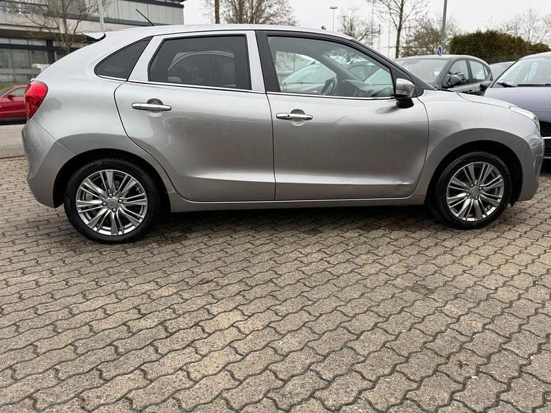 Gebraucht Suzuki Baleno Comfort 111 PS (81 kW) 2016 Grau Kleinwagen