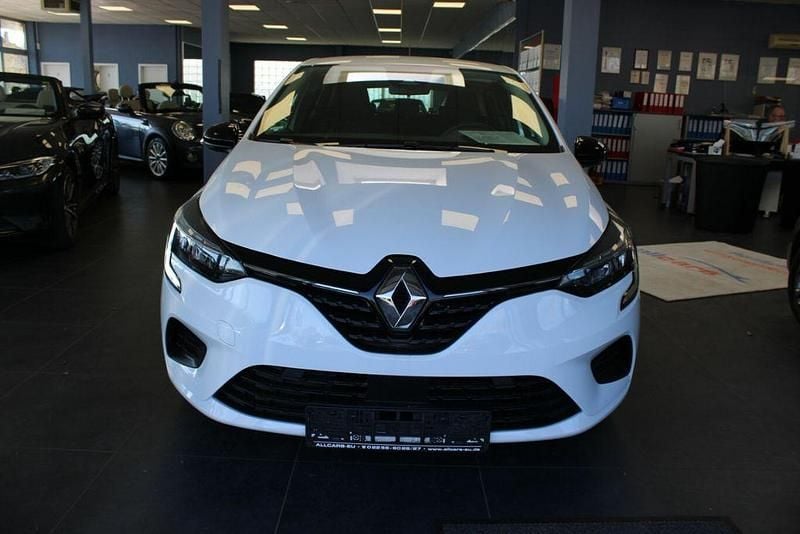 Gebraucht Renault Clio V Equilibre 65 PS (47 kW) 2023 Weiß Limousine