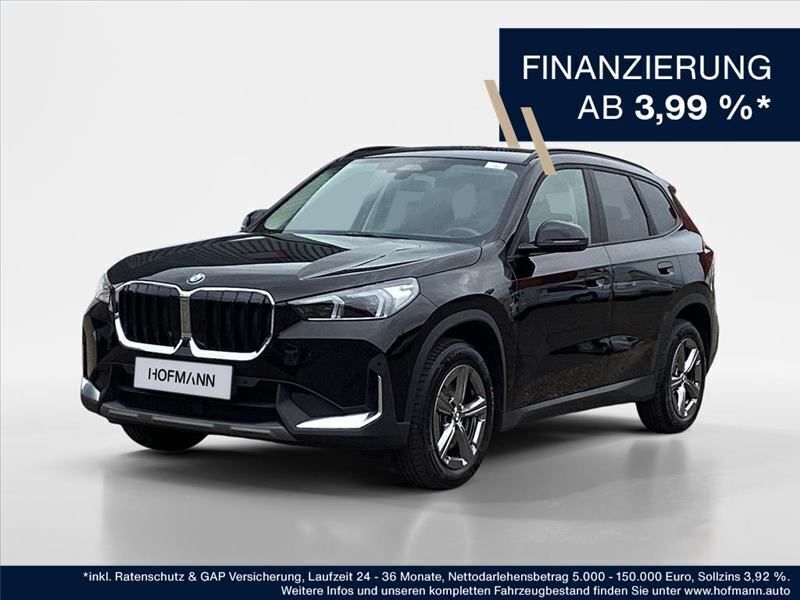 Schwarz uni Gebraucht 2023 BMW X1 Shadowline SUV | 44.925 € (Fairer Preis) - Bild 1/3
