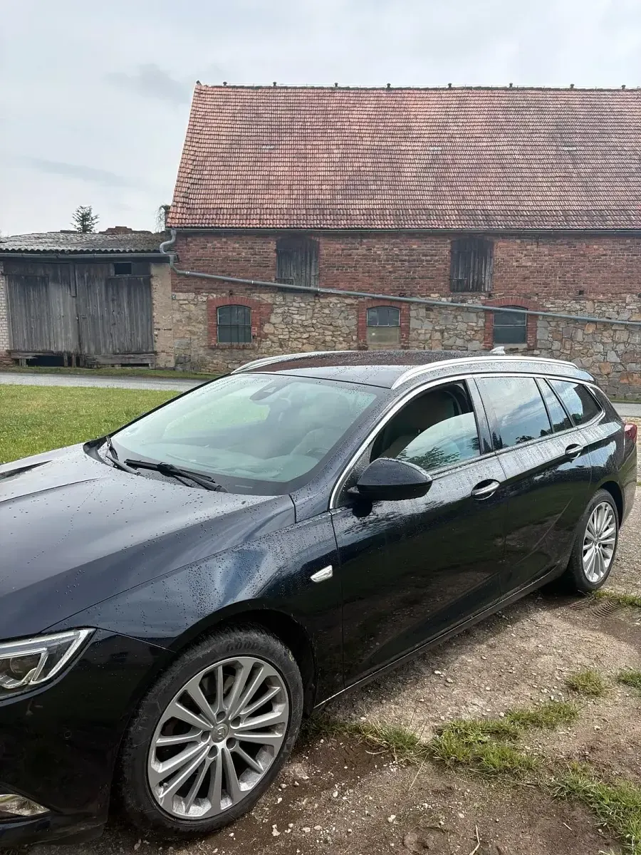 Gebraucht Opel Insignia 170 PS (125 kW) 2017 Blau Kombi