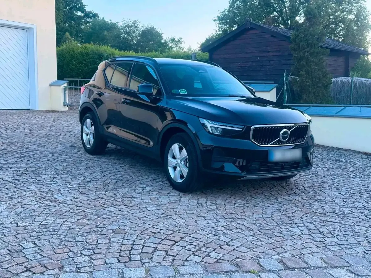 Usata Volvo XC40 160 CV (117 kW) 2025 Nero SUV