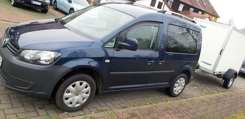 Gebraucht VW Caddy Trendline 102 PS (75 kW) 2011 Blau Van / Kleinbus