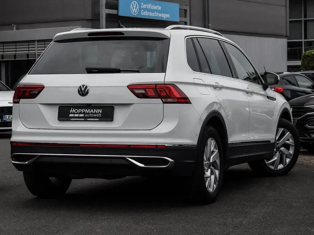 Gebraucht VW Tiguan Elegance 150 PS (110 kW) 2023 Weiß SUV