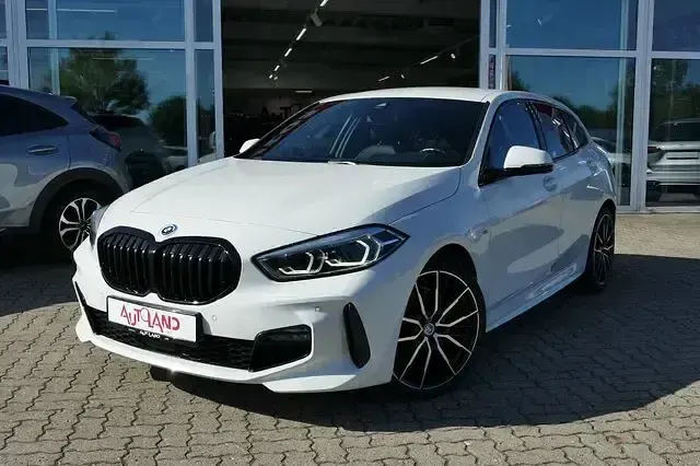 Gebraucht BMW 120 M Sport 178 PS (130 kW) 2021 Weiß Kleinwagen