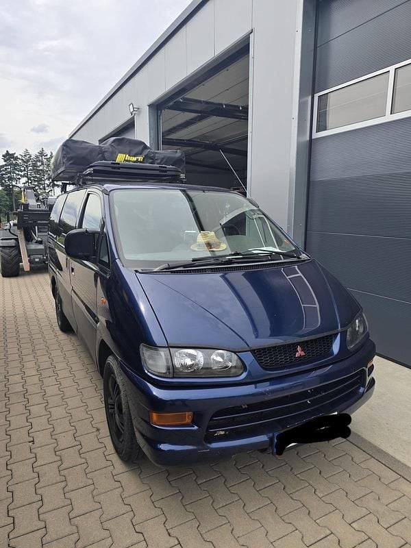 Blau Gebraucht 1999 Mitsubishi L400 Van / Kleinbus | 4.500 € - Bild 1/4