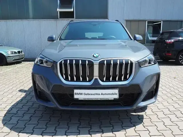 Gebraucht BMW X1 M Sport 170 PS (125 kW) 2025 Grau SUV