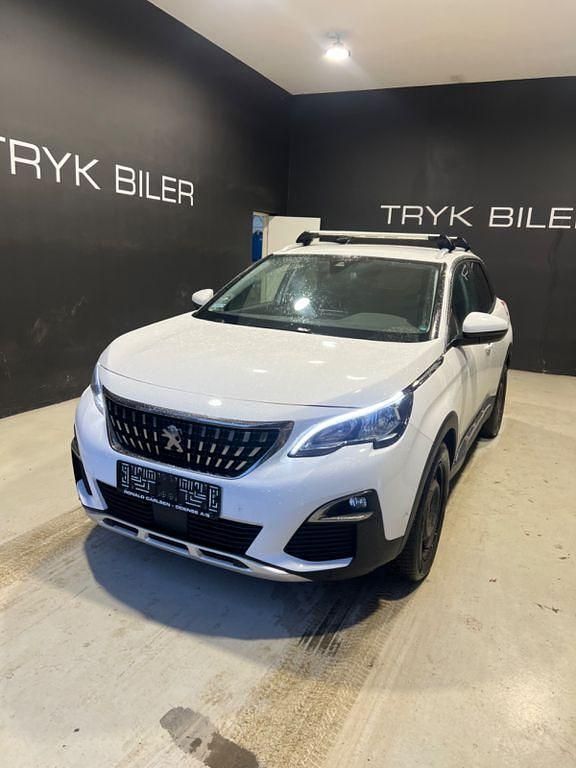 Weiß Gebraucht 2019 Peugeot 3008 Allure SUV | 13.500 € (Superpreis) - Bild 1/4