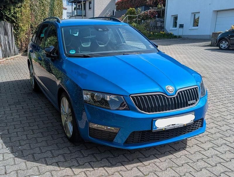 Usado Skoda Octavia RS 184 CV (135 kW) 2013 Azul Familiar