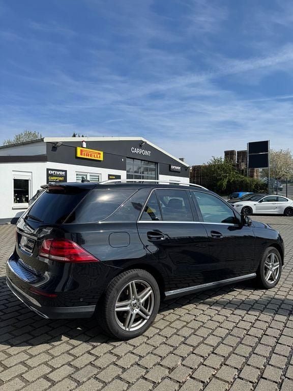 Gebraucht Mercedes GLE350 258 PS (189 kW) 2018 Schwarz SUV