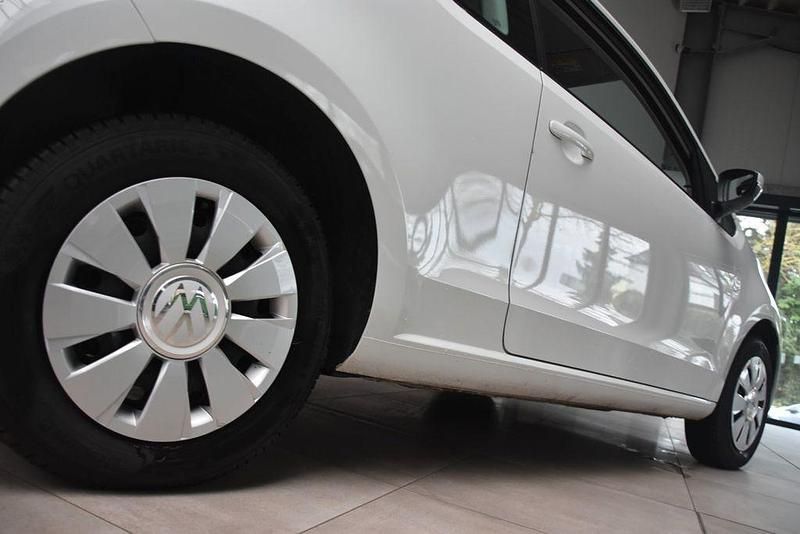 Gebraucht VW up! Move 68 PS (50 kW) 2021 Weiß Kleinwagen