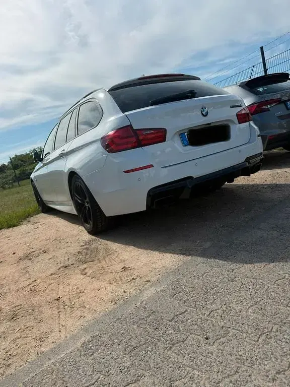 Gebraucht BMW M550 Sport Line 381 PS (280 kW) 2013 Weiß Limousine