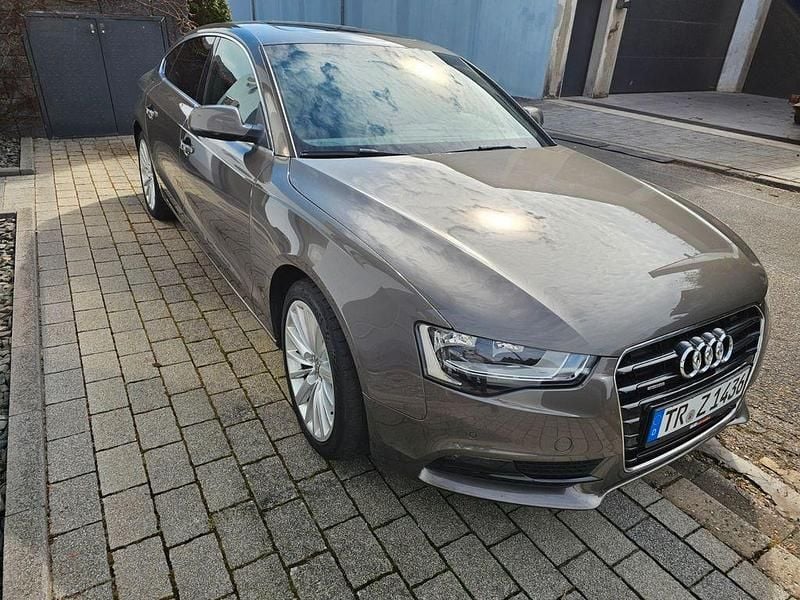Gebraucht Audi A5 Sportback 177 PS (130 kW) 2013 Beige Kleinwagen