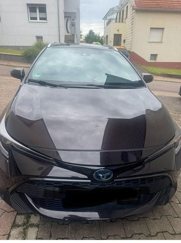 Schwarz Gebraucht 2022 Toyota Corolla Business Edition Kombi | 19.000 € (Superpreis) - Bild 1/4