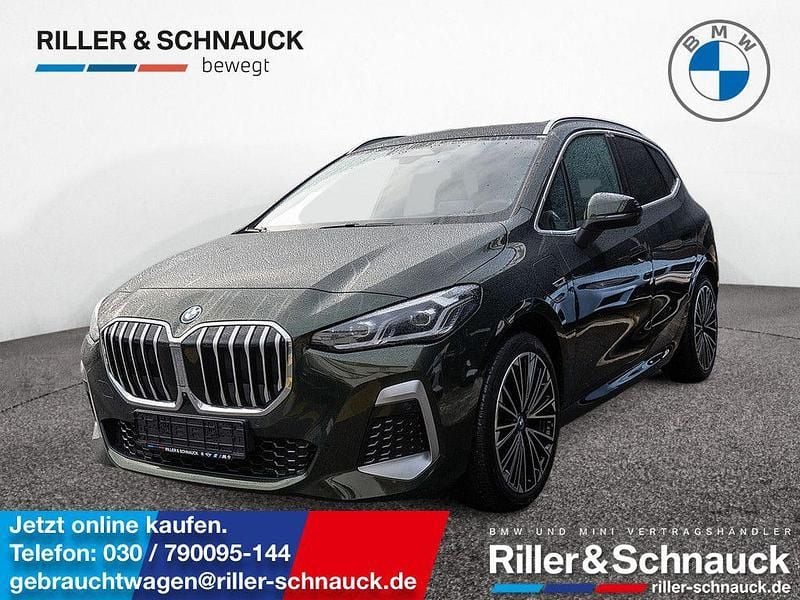 San remo green Gebraucht 2022 BMW 230e Active Tourer M Sport Van / Kleinbus | 34.950 € (Etwas zu teuer) - Bild 1/4