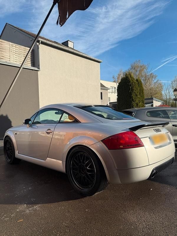 Gebraucht Audi TT 210 PS (154 kW) 2002 Silber Coupé