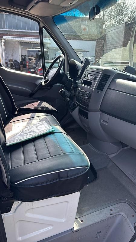 Second-hand VW Crafter 105 CP (77 kW) 2012 Van