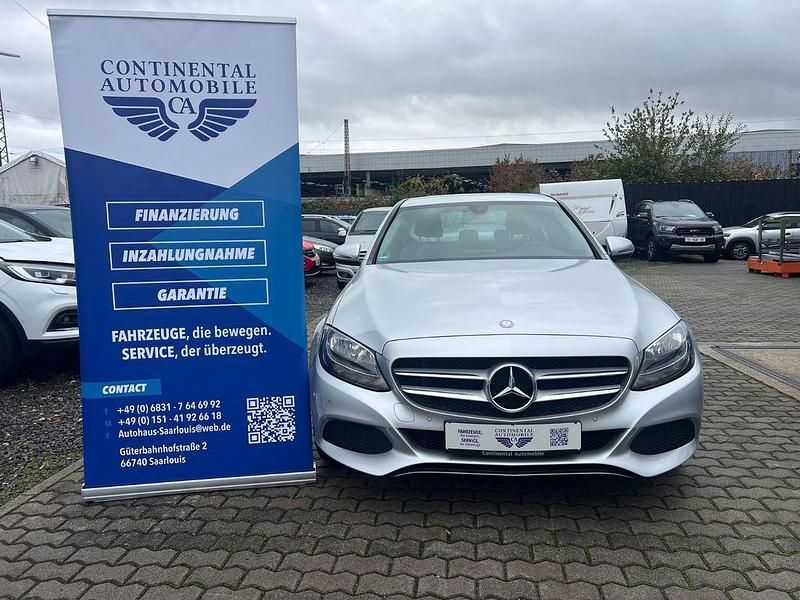 Iridiumsilber Gebraucht 2016 Mercedes C200 Limousine | 16.999 € (Fairer Preis) - Bild 1/4