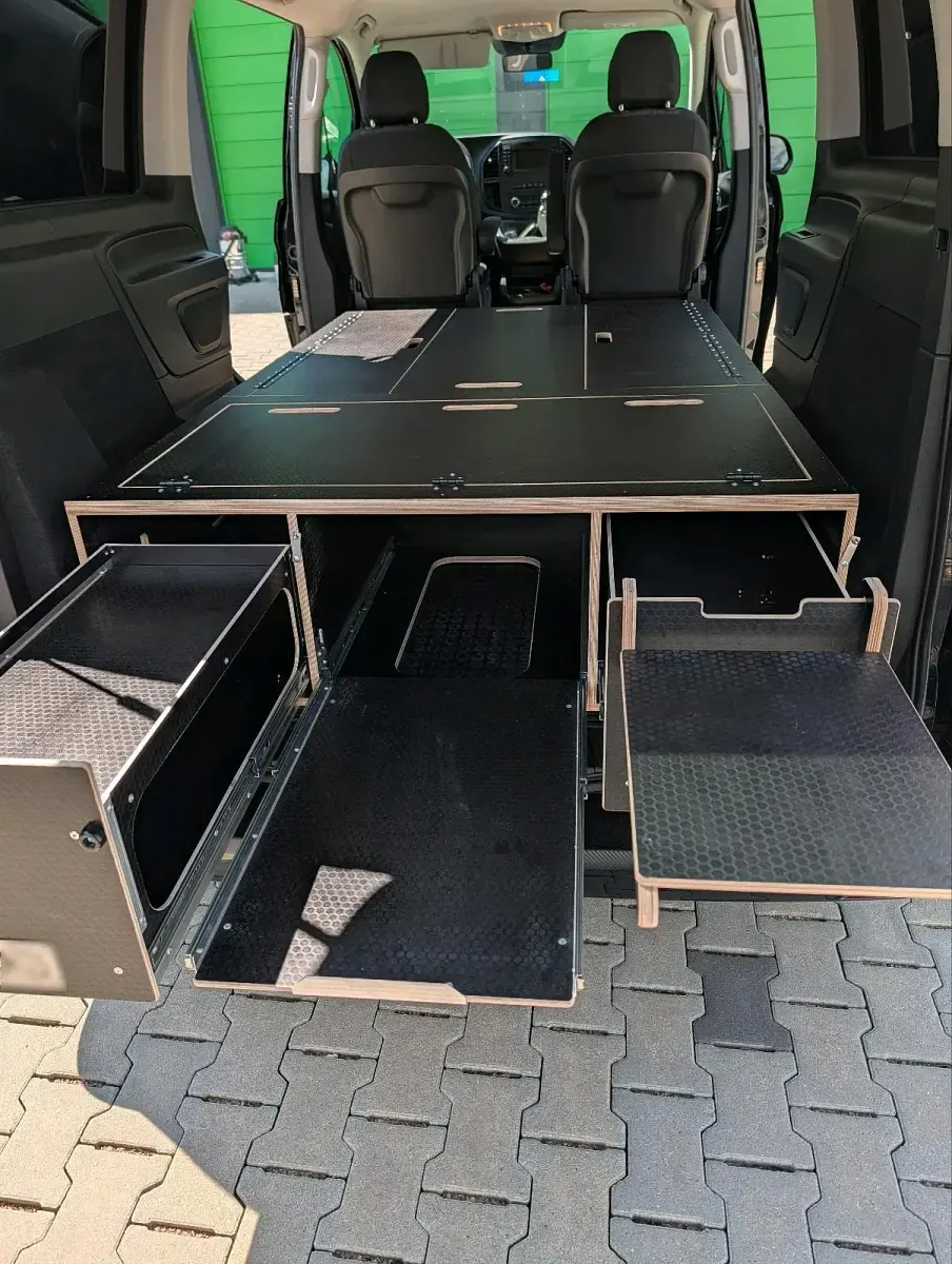 Gebraucht Mercedes Vito 163 PS (119 kW) 2019 Schwarz Van