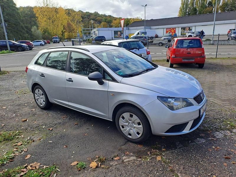 Silber Gebraucht 2014 Seat Ibiza ST Kombi | 4.900 € (Guter Preis) - Bild 1/4