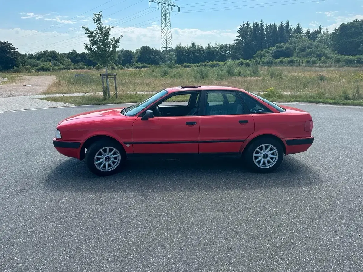 Gebraucht Audi 80 90 PS (66 kW) 1994 Rot Limousine