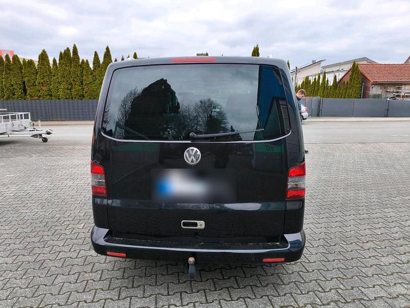 Second-hand VW T5 174 CP (127 kW) 2003 Negru Van