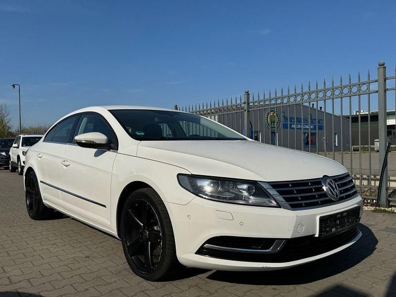Second-hand VW CC Basis 140 CP (102 kW) 2012 Alb Berlinǎ