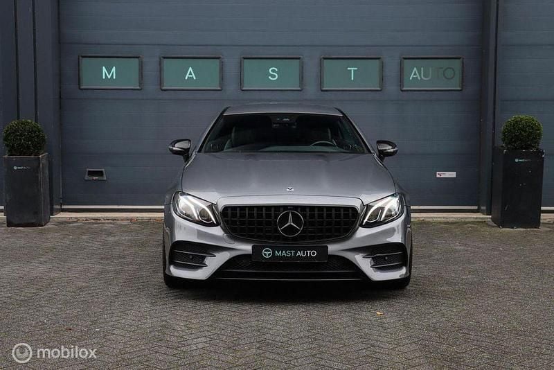 Gebraucht Mercedes E200 AMG 184 PS (135 kW) 2018 Grau Coupé