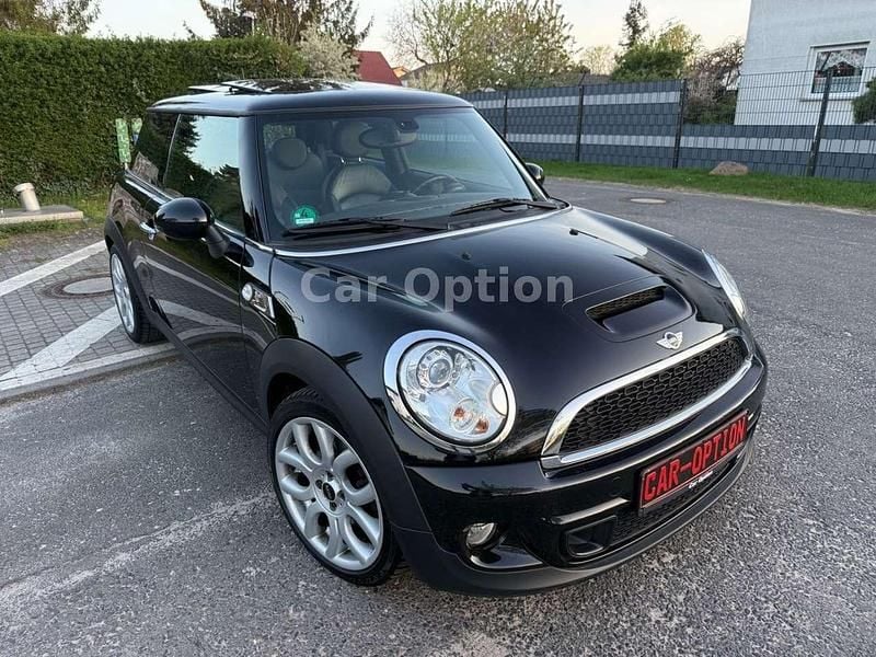 Second-hand Mini Cooper SD 143 CP (105 kW) 2012 Negru Hatchback