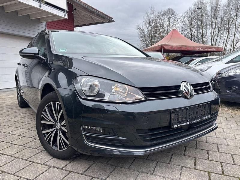 Gebraucht VW Golf VII Allstar 110 PS (80 kW) 2016 Grau Limousine